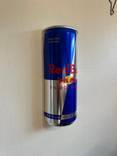 Cargar imagen en el visor de la galería, Lata Red Bull Decorativa
